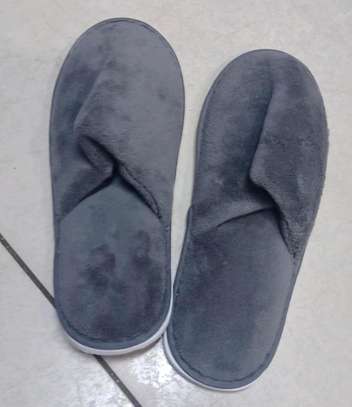 Adult indoor sandals image 2