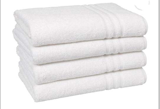 High quality white bath towels image 2