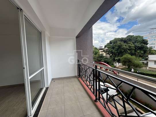 4 Bed Apartment with En Suite in Parklands image 19