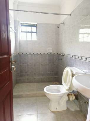 5 Bed House with En Suite at Glory Drive image 13