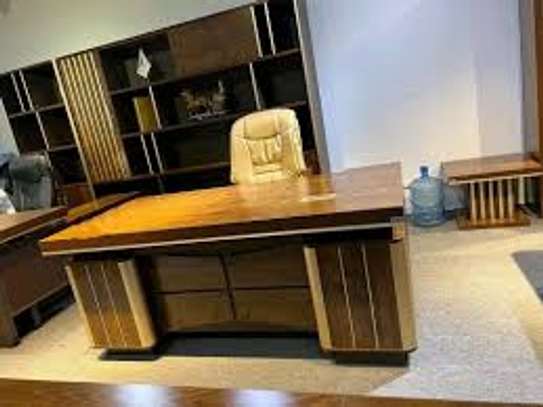 1.4 M Modern Lockable Computer Desk image 1