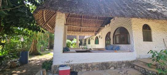 3 Bed Villa with En Suite at La-Marina Mtwapa image 1