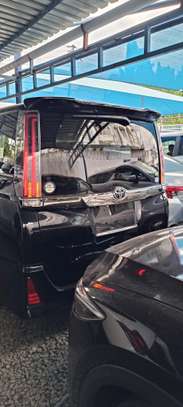 Toyota Noah WXB Black 2018 2wd image 13