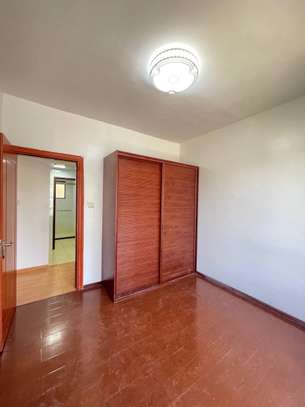 3 Bed Apartment with En Suite in Kilimani image 13