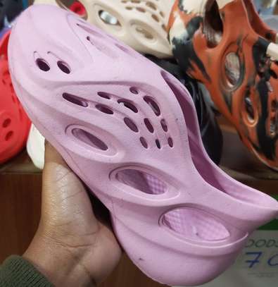 Adidas Yeezy Slide Foam Runner Pink Yeezy Shoes image 2