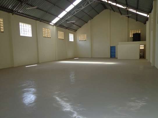 5,000 ft² Warehouse with Aircon in Industrial Area image 11