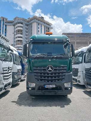 ACTROS MP4s image 3