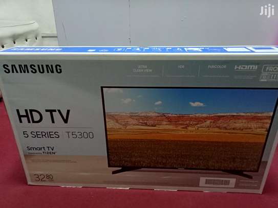 Samsung 32 Inch Smart LED Full HD TV - Black-NEW image 1
