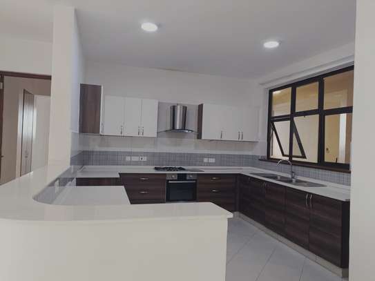 5 Bed Apartment with En Suite at Mpaka Road image 6