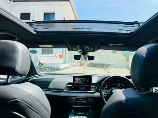 AUDI Q5 s-line quattro 2018model image 6