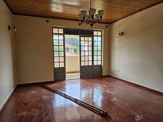6 Bed House with En Suite at Runda image 1