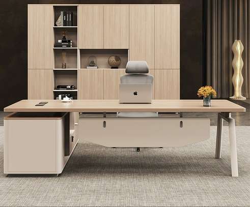 Office Desk: 1600MM Classic Office Desk image 1