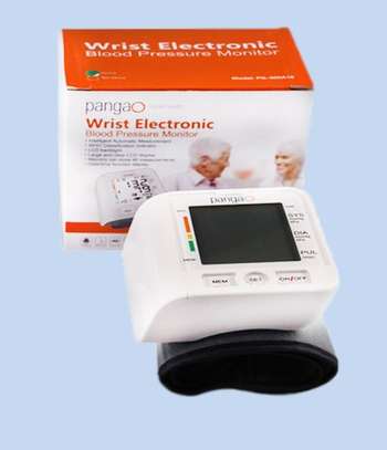 wrist blood pressure machine image 1