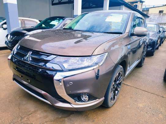 Mitsubishi outlander PHEV hybrid grey 2017 image 2