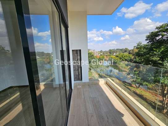 2 Bed Apartment with En Suite in Gigiri image 8