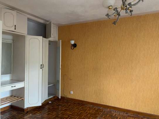 3 bedroom apartment master ensuite  available image 8
