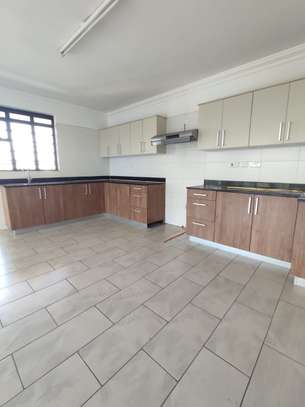 2 Bed Apartment with En Suite in Kileleshwa image 8