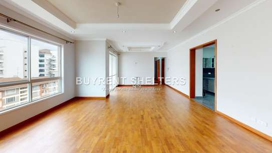 3 Bed Apartment with En Suite at Riverside Rd image 20