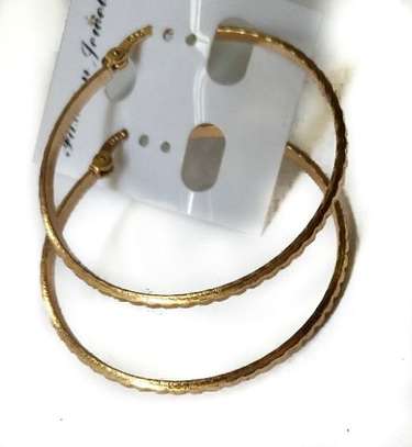 Womens Golden armlet with earrings image 3