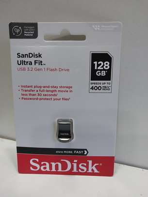 SanDisk Ultra Fit™ USB 3.1 Flash Drive 128GB -High-speed, image 3