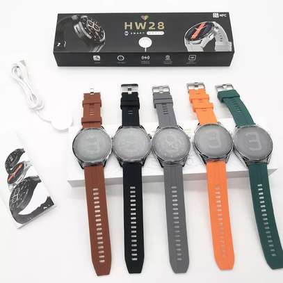 HW28 Round Smartwatch Touch Screen Waterproof Fitness Watch image 5