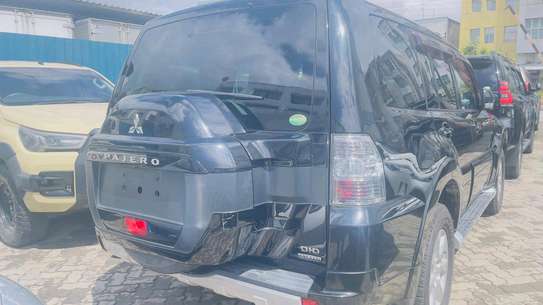 Mitsubish pajero 2018model image 1