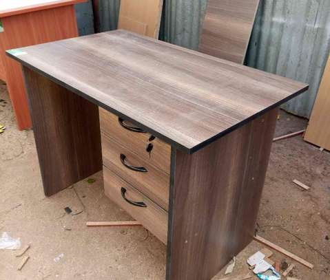 Executive top quality and durable office desks image 8