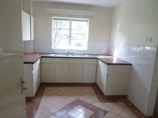3 Bed Apartment with Balcony at Kilimani image 12