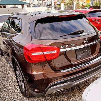 Mercedes Benz GLA250 brown 2018 image 6