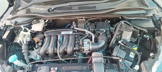 Honda Vezel Hybrid Darkblue 2019 image 8