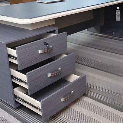 Executive Desk;Professional Classy Executive Desk(1.8metres) image 2