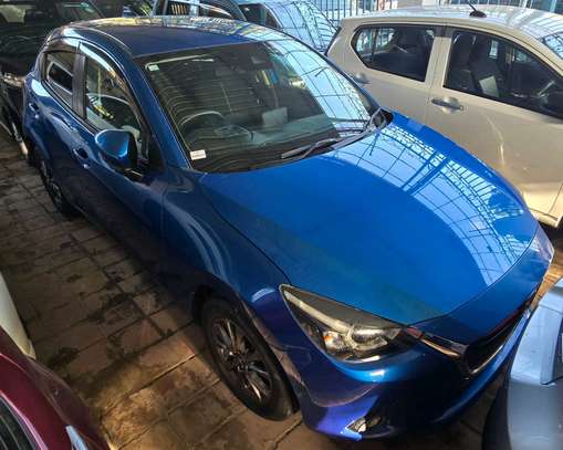Mazda demio manual. Petrol image 2