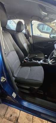 Mazda demio manual. Petrol image 12
