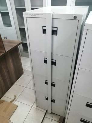 Mettalic filling cabinet image 3
