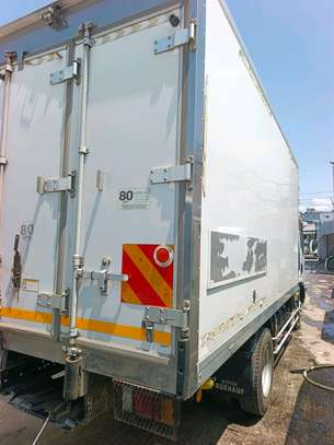 Isuzu elf npr85  freezer manual image 4