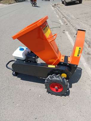 Heavy duty wood chipper image 3