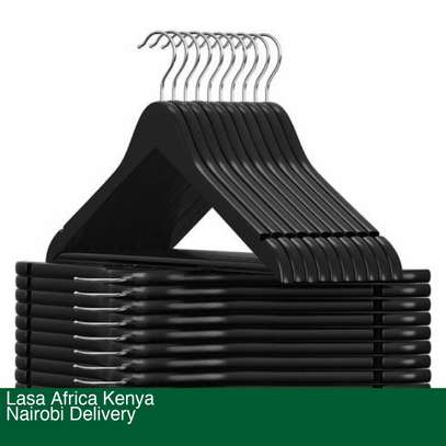 LASA 20 X Wooden Coat Hangers With Non-slip Notches image 2
