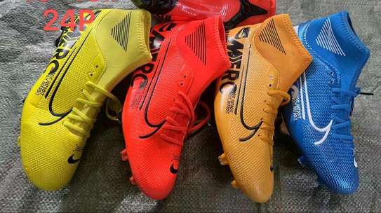 Nike/Adidas Football boots size:40-45 image 4