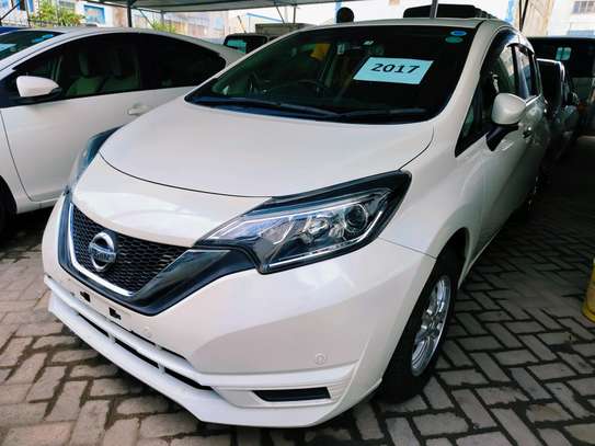 Nissan note 2017 New Shape image 9