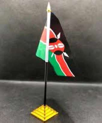 Table flag image 1