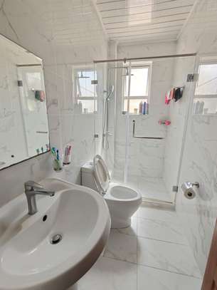 4 Bed Townhouse with En Suite in Kitengela image 14