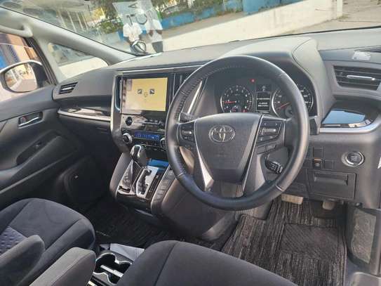 Toyota Alphard white 2017 2wd image 9