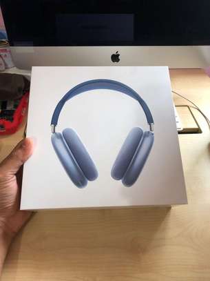 Apple AirPods Max Headphones image 8
