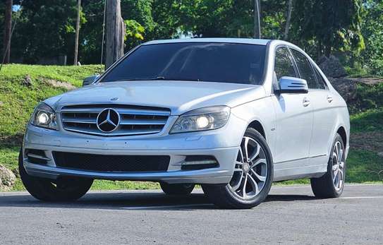 Mercedes benz C200 KCM image 1
