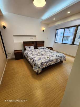 3 Bed Apartment with En Suite in Lavington image 36
