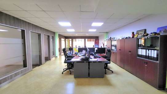 Commercial Property with Parking in Westlands Area image 10