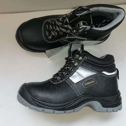 Ultimate safety boots image 2