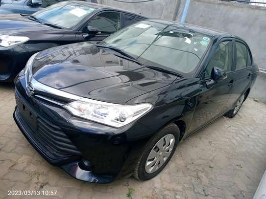 Toyota Axio black image 4