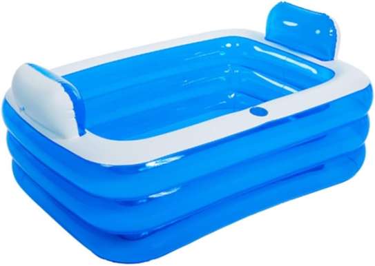 Family-sized inflatable swimming pool now for sale image 3