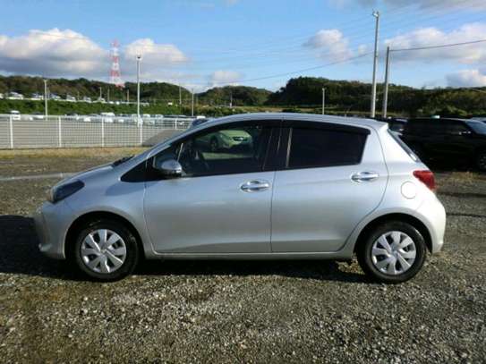 Toyota vitz new model( MKOPO/HIRE PURCHASE ACCEPTED) image 3
